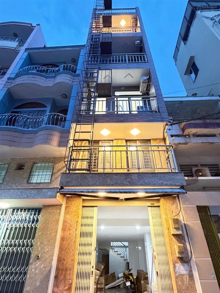 Bán nhà 10 phòng chdv, 6 tầng, phường 16, đường 3/2 quận 11, giá 9,6 tỷ