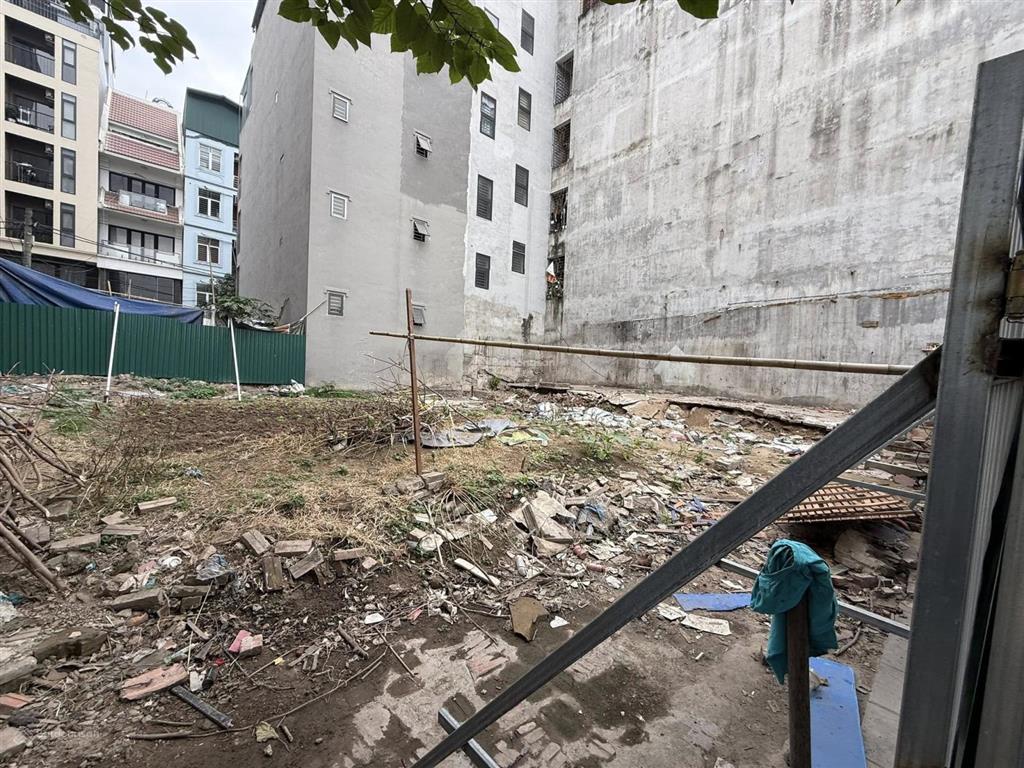 Đất đẹp  rẻ quốc lộ 6  cạnh đại học sư phạm thể dục thể thao  366m xe tải vào tận nơi  chia lô