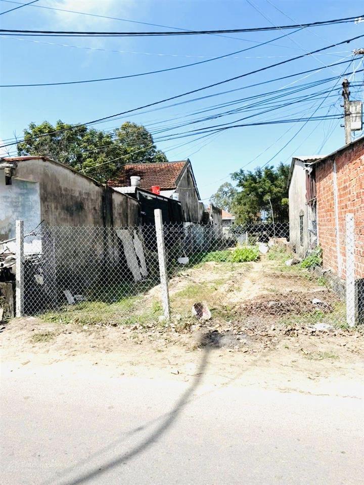 Mặt tiền đường 7.5m dũng sĩ điện ngọcđà nẵng 169m2 sát biển và giáp đường lạc l quân giá chỉ 3tỷ75