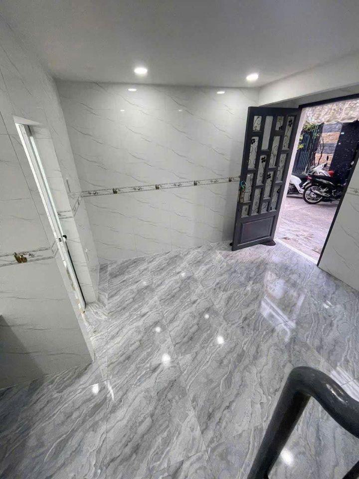 BÁN NHÀ 238/62 LÊ VĂN QUỚI - 16 M2 -  ĐÃ HOÀN CÔNG - SHR - CHỈ 2TỶ280TR. LH:0915999552.