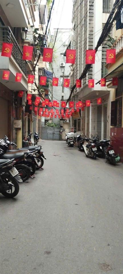 Ô tô tránh lê trọng tấn gần trường chinh 200mphân lômặt tiền rộng 6mhiếm nhà bán