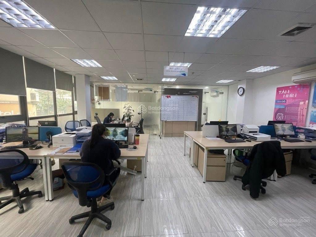 (vip) bán nhà liễu giai, dt 164m2 x 9t, lô góc, sát lotte, doanh thu 300tr/t, hơn 70 tỷ