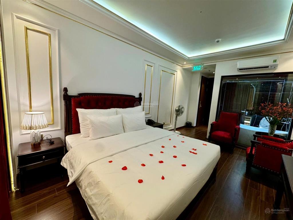 [chính chủ] bán tòa khách sạn kim mã, ba đình, dt 210mx9t, mt 9m, dòng tiền 3 tỷ/năm, nhỉnh 58 tỷ