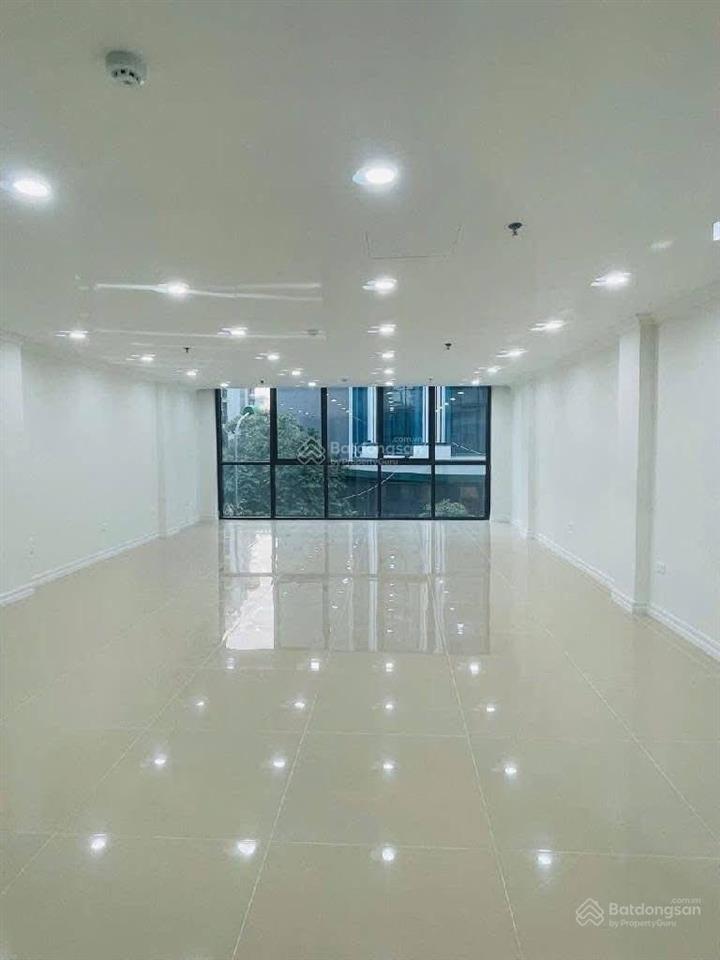 [giảm 10 tỷ, bán mọi giá] mặt phố hoàng quốc việt, dt 125m2, mt 11.5m quyền lực, giá nhỉnh 68 tỷ