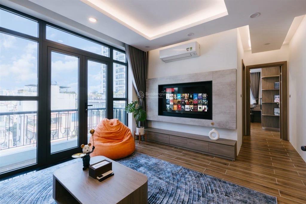 Bán toà nhà apartment tây hồ dt 330m2x9t, view hồ tây, có hầm, giá 83 tỷ, 30 căn hộ cho thuê