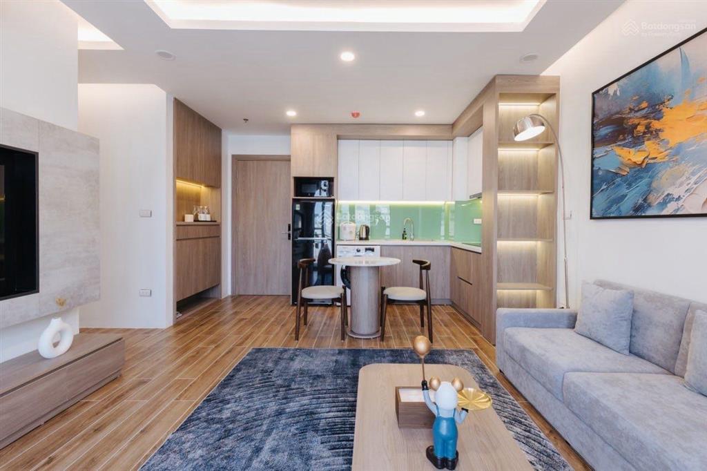 Bán toà nhà apartment tây hồ dt 330m2x9t, view hồ tây, có hầm, giá 83 tỷ, 30 căn hộ cho thuê