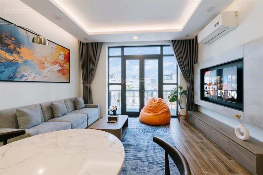 Bán toà nhà apartment tây hồ dt 330m2x9t, view hồ tây, có hầm, giá 83 tỷ, 30 căn hộ cho thuê