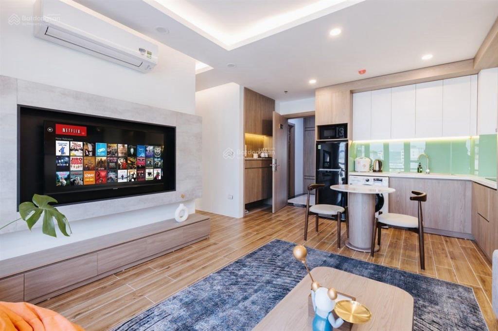 Bán toà nhà apartment tây hồ dt 330m2x9t, view hồ tây, có hầm, giá 83 tỷ, 30 căn hộ cho thuê