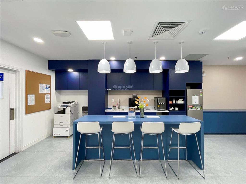Sự thật tòa nhà 10 tầng lạc long quân đẹp đến mức khách xem xong "mắng" chủ nhà sao giữ kỹ thế
