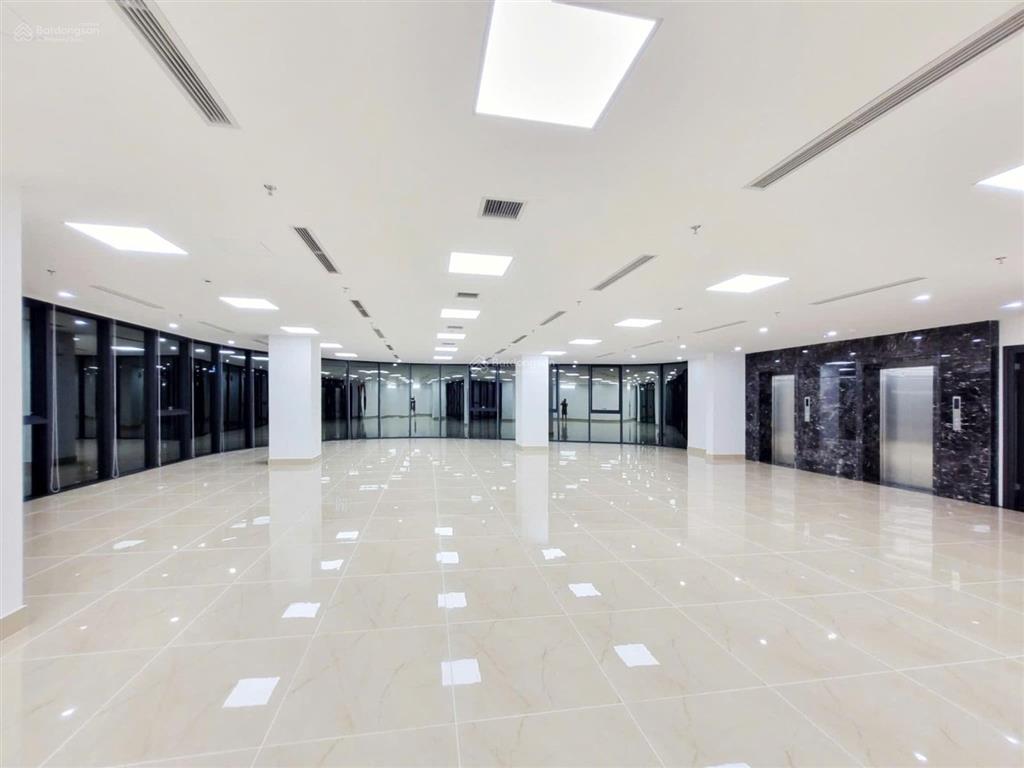 [siêu phẩm lô góc] ngõ 84 chùa láng 150m2, mặt tiền 24m quyền lực, 3 ô tô tránh, giá nhỉnh 70 tỷ