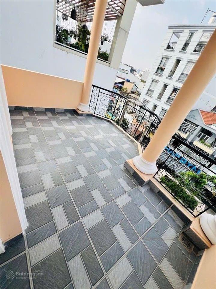 Mặt tiền phan huy thực hiếm bán 4x18 nở hậu 4 tầng q7
