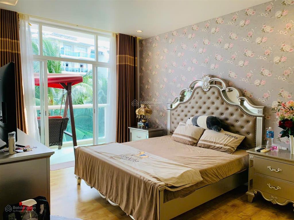 Bán căn hộ ocean vista  154m² 3pn  view biển  sổ hồng  chỉ 4.8 tỷ  tặng nội thất