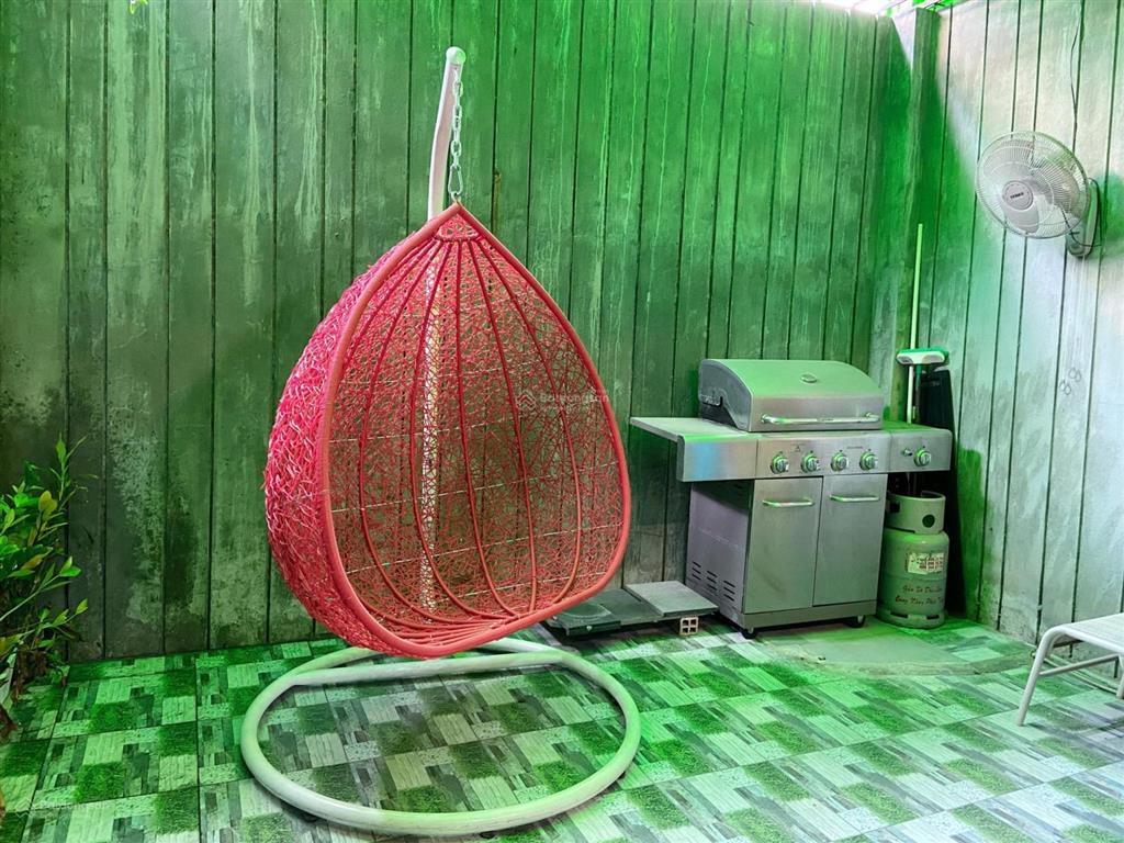 Bán nhà mặt phố tại 41 đường số 8  sau lưng chung cư the vista  26 tỷ vnd, 109 m2, 4pn, 4wc