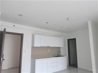 Bán 2pn đông nam dt 68m tầng cao  view hồ bơi & sông chỉ 6 tỷ 150