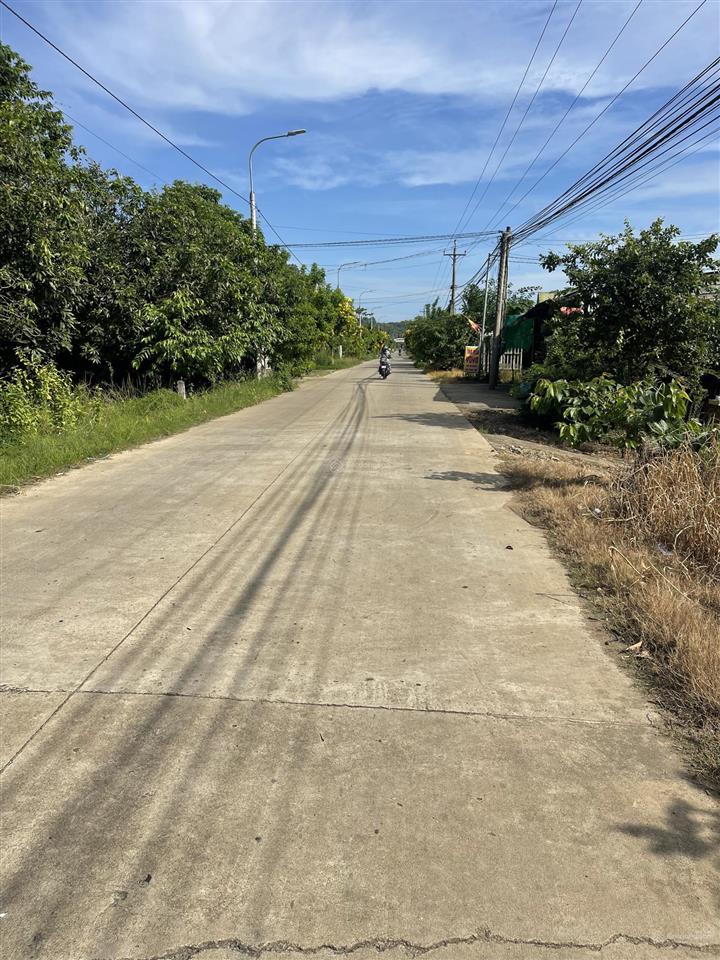 Bán đất siêu đẹp tại phú tân, 7,5 tỷ, 35000 m2, định quán, đồng nai