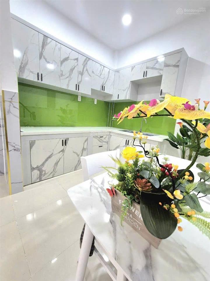 Bán nhà mới vào ở liền lũy bán bích phường phú thạnh tân phú. giá 4,4 tỷ tl