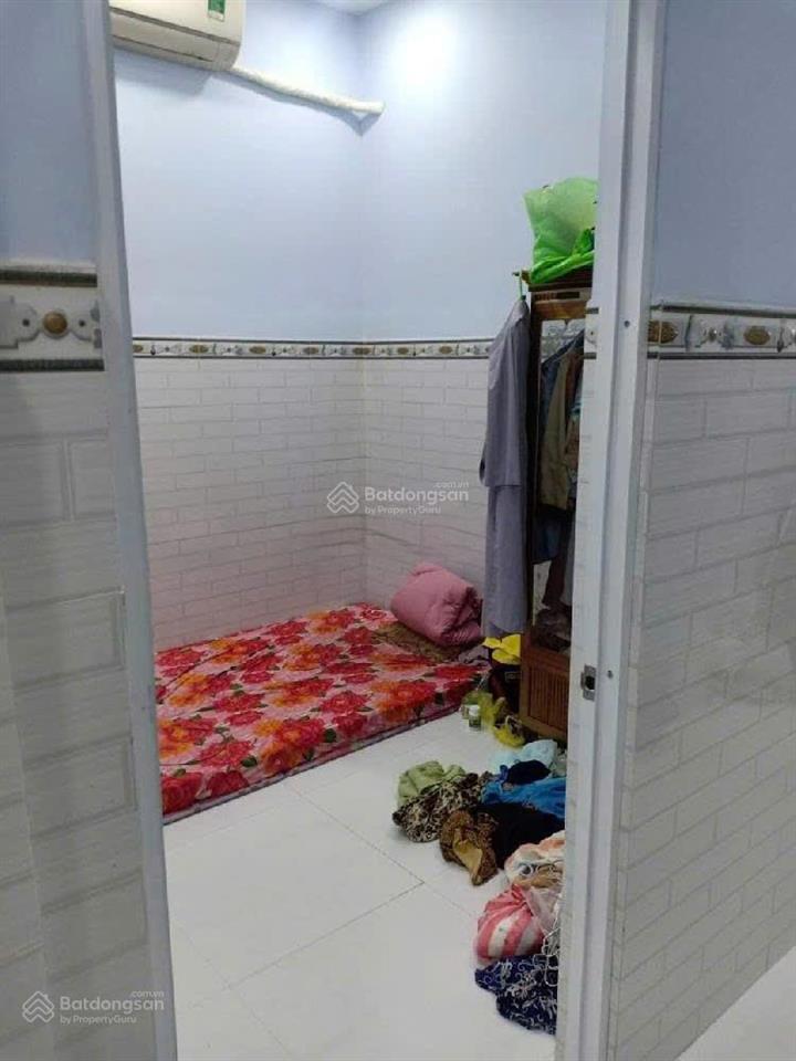 Bán nhà hẻm 4m lạc long quân p3 quận 11. 4mx17m nở 4.15m 1 lầu