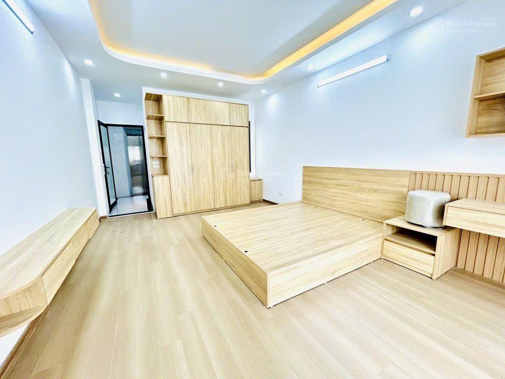 Bán nhà định công 45m2 5 tầng ngõ ô tô gần lô góc. nhà đẹp ở ngay giá 8.5 tỷ