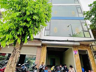 Bán nhà 6 tầng thang máy gần học viện nông nghiệp ô tô đỗ cửa full nội thất.