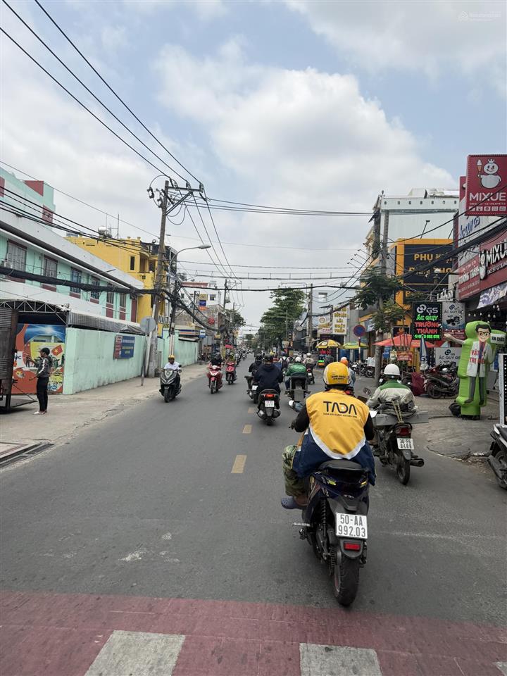 Bán toà nhà chdv mặt tiền đường nguyễn du.p7.hđt 250tr/ tháng giá bán 65tỷ tl