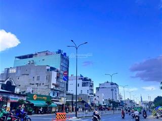 Mặt tiền kinh doanh dương quảng hàm, p5. (5x24m) cấp 4 giá 23.5 tỷ tl.