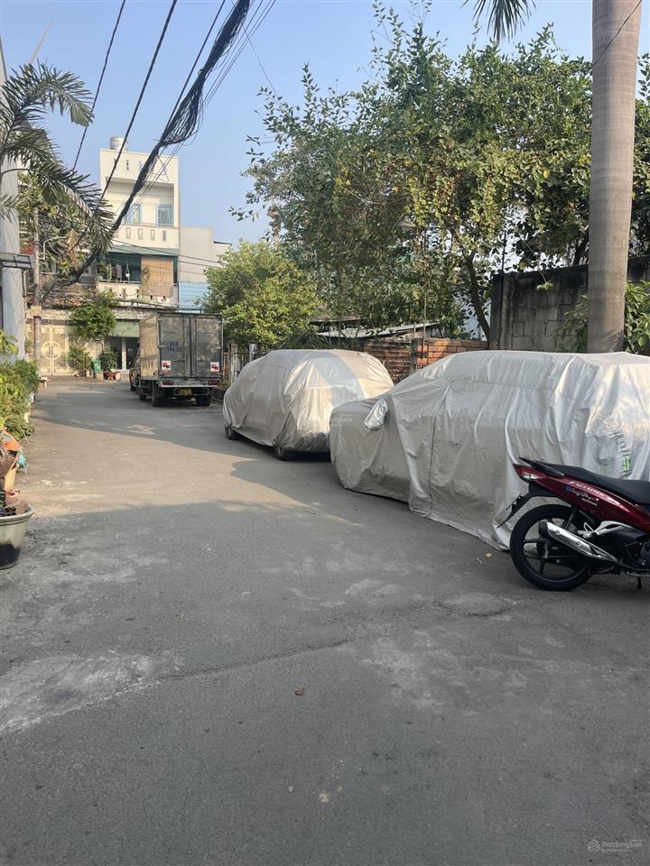 Cần bán gấp để lo xuất cảnh cho con dâu. nhà đẹpgiá tốtở ngayô tô đậu cửa.