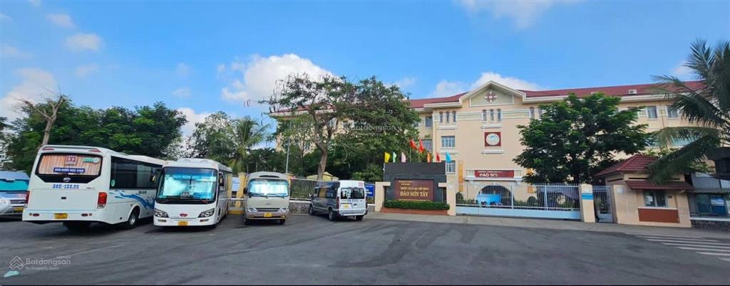 Bán nhà mặt tiền linh xuân giá tốt chốt nhanh xe hơi tránh