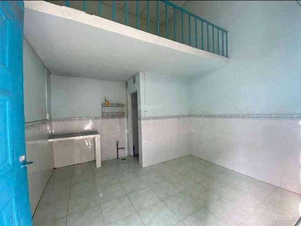 Hàng thơm linh xuân dãy trọ 5 phòng, dòng tiền sẵn thu nhập 120 triệu năm