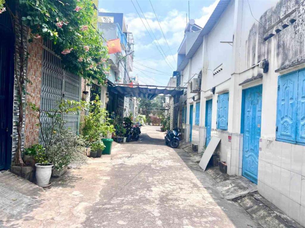 Hàng thơm linh xuân dãy trọ 5 phòng, dòng tiền sẵn thu nhập 120 triệu năm