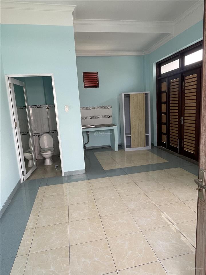 Hàng thơm linh xuân dãy trọ 5 phòng, dòng tiền sẵn thu nhập 120 triệu năm