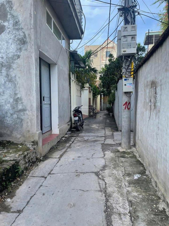 Chính chủ bán đất tặng nhà 3 tầng cụm 8, tân hội