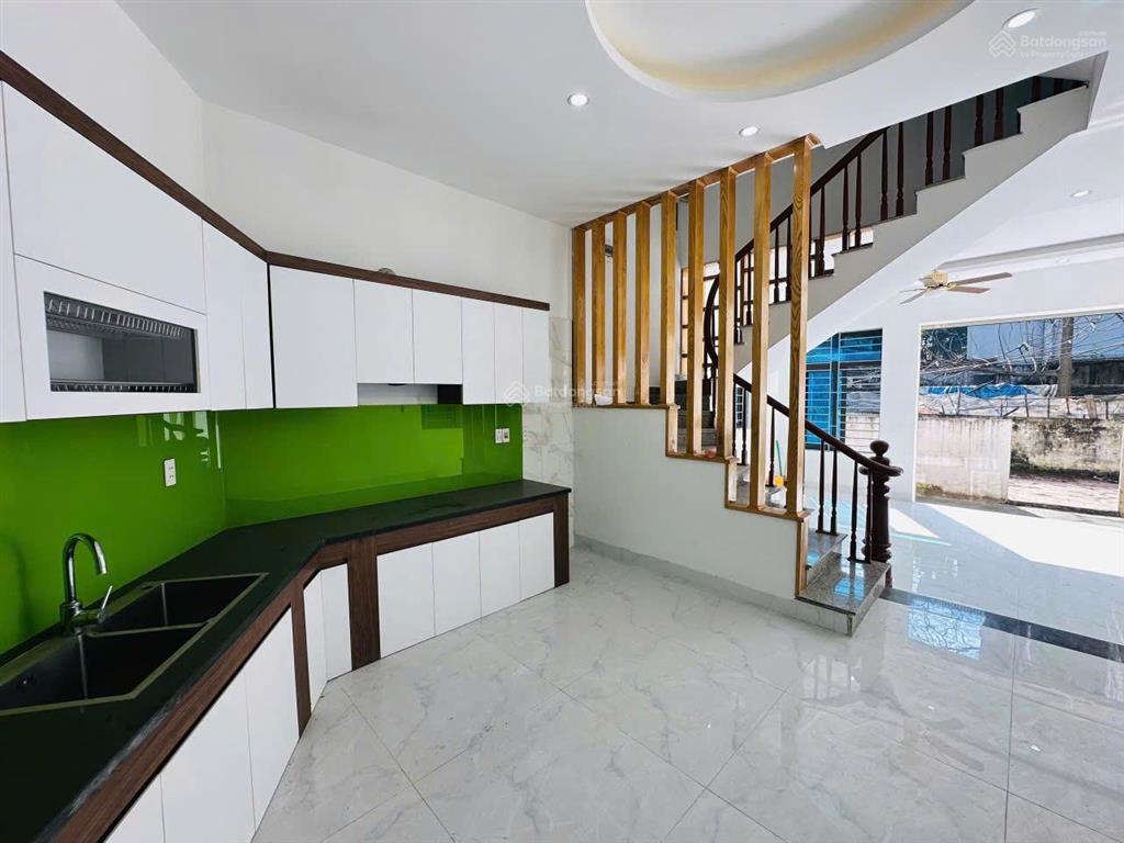 Chính chủ em bán đất tặng nhà 3 tầng thôn 6 song phương, hoài đức cũ. vị trí trung tâm
