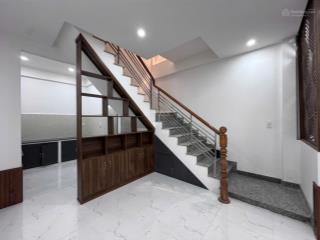 Nhà trung tâm ninh kiều  hẻm 90 hùng vương  pháp lý chuẩn  ở ngay