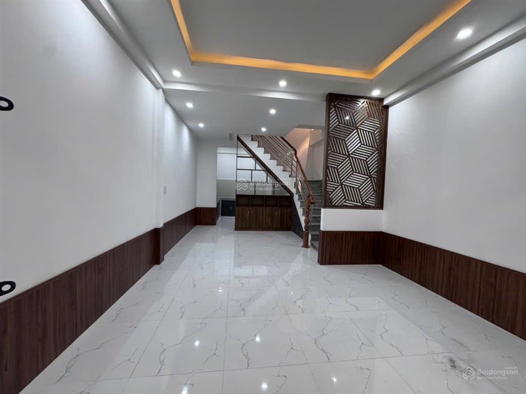 Nhà đẹp trung tâm ninh kiều chỉ 2,45 tỷ