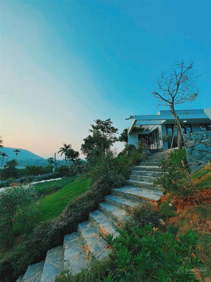 Bán căn biệt thự rộng 2600 m² tại yên bình thạch thất hà nội