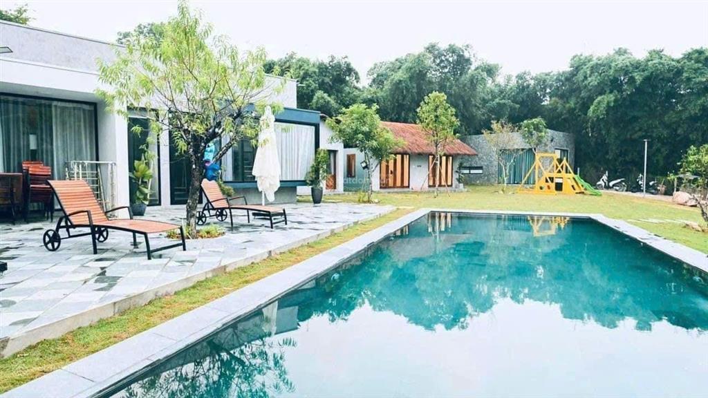 Bán căn biệt thự rộng 2600 m² tại yên bình thạch thất hà nội