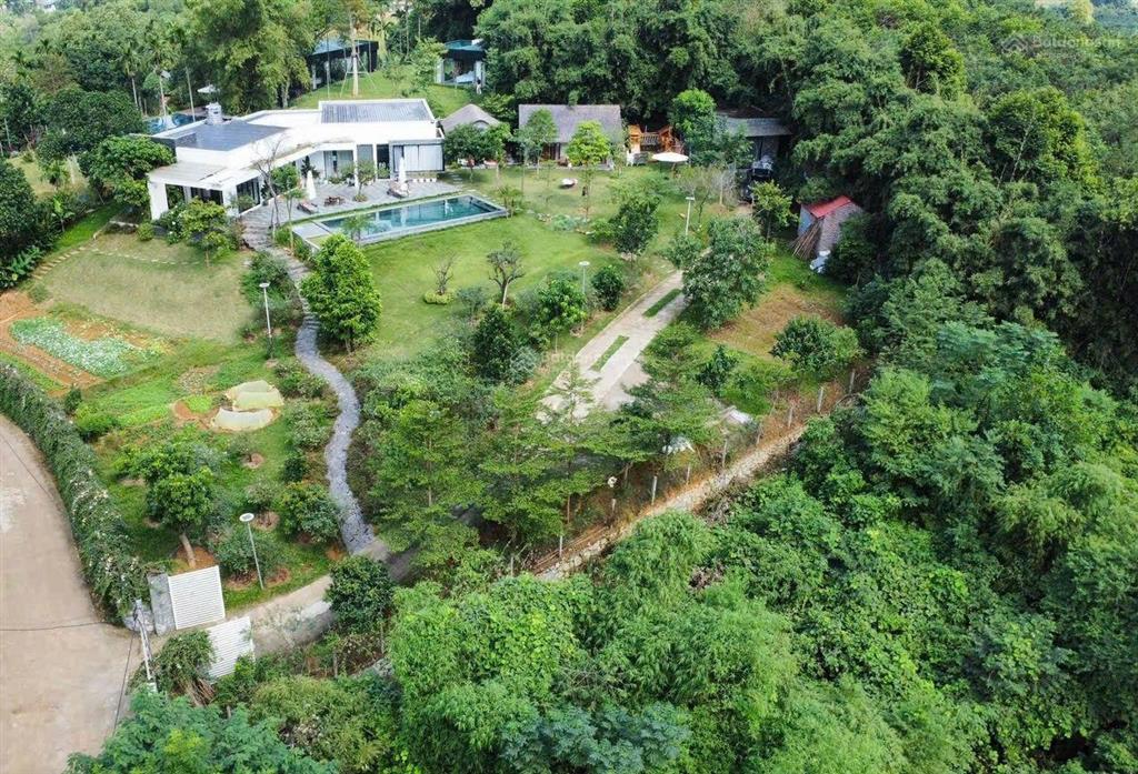 Bán căn biệt thự rộng 2600 m² tại yên bình thạch thất hà nội