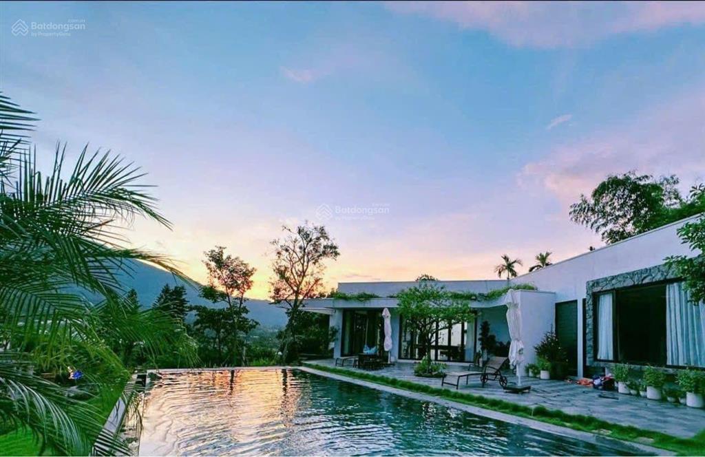 Bán căn biệt thự rộng 2600 m² tại yên bình thạch thất hà nội