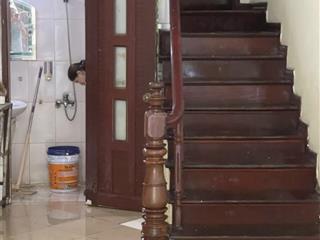Chính chủ cần bán căn nhà mặt phố ngô gia tự  long biên  hà n. nhà 4 tầng 1 tum diện tích 31.1 m2