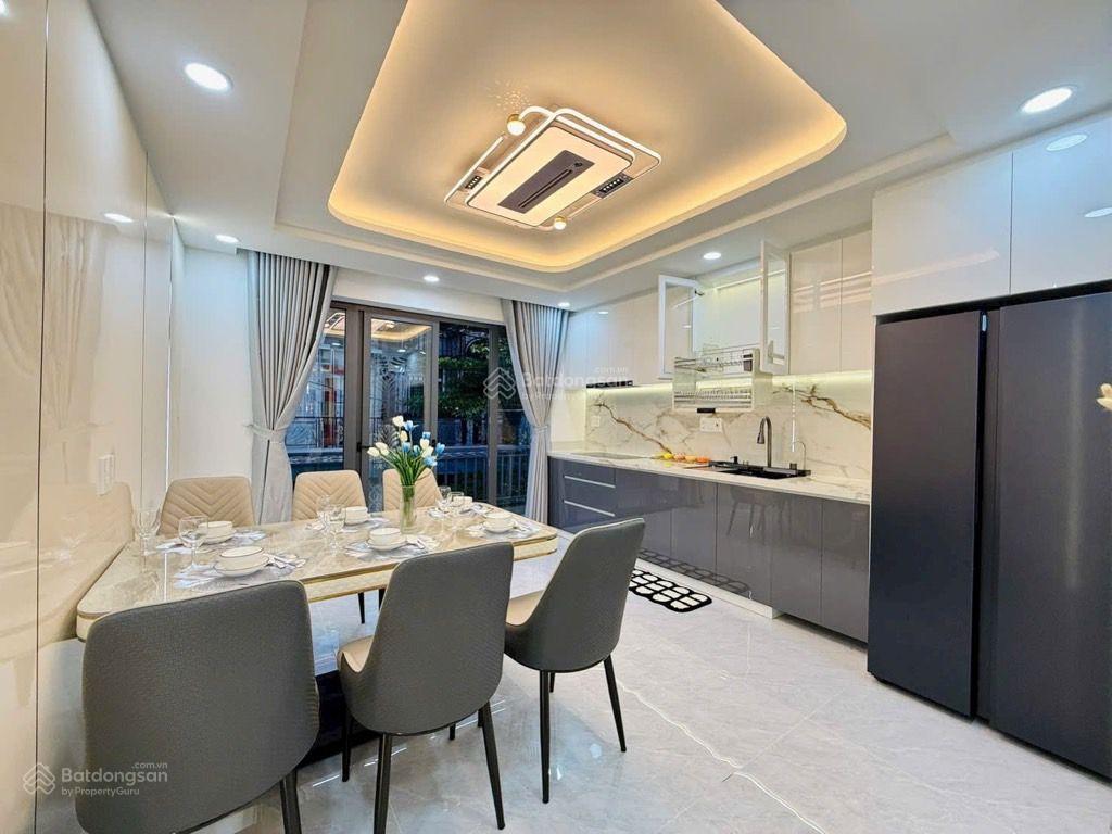 Nhà 5 tầng tặng full nội thất đường tl 37 p. thạnh lộc, q.12 dt 52m2 (4mx13m)đường 7m 6,59tỷ