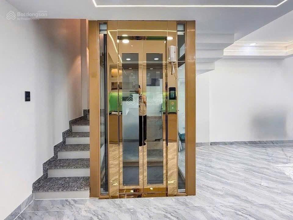 Hạ giá 10 tỷ còn 19.5 tỷ  bán gấp nhà võ văn tần, q3  dt đẹp 7.2 x 11m vuông a4  4 tầng kiên cố