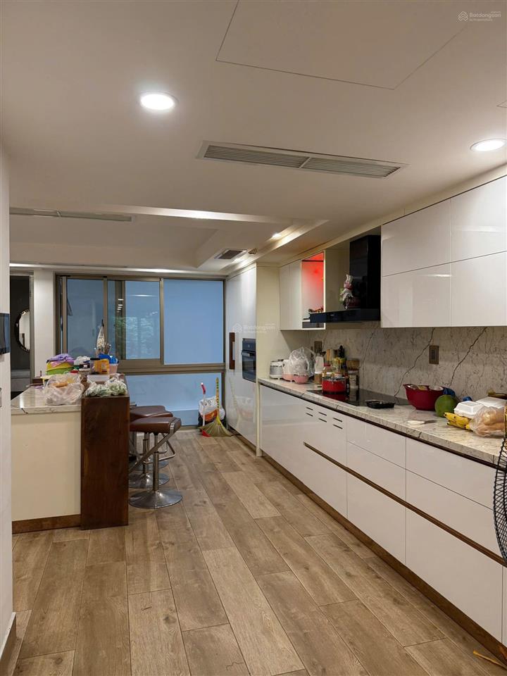 Nhà khu sân bay lam sơn, tân bình  dt 8x16m  hđt 50tr/th  giá hạ từ 30 tỷ còn 26.5 tỷ  4 tầng