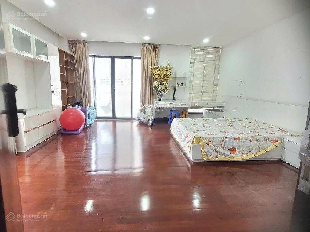 Hạ giá 8 tỷ  mặt tiền đường phan xích long, phú nhuận  dt 6.3 x 23m  giá dưới 200tr/m2  4 tầng