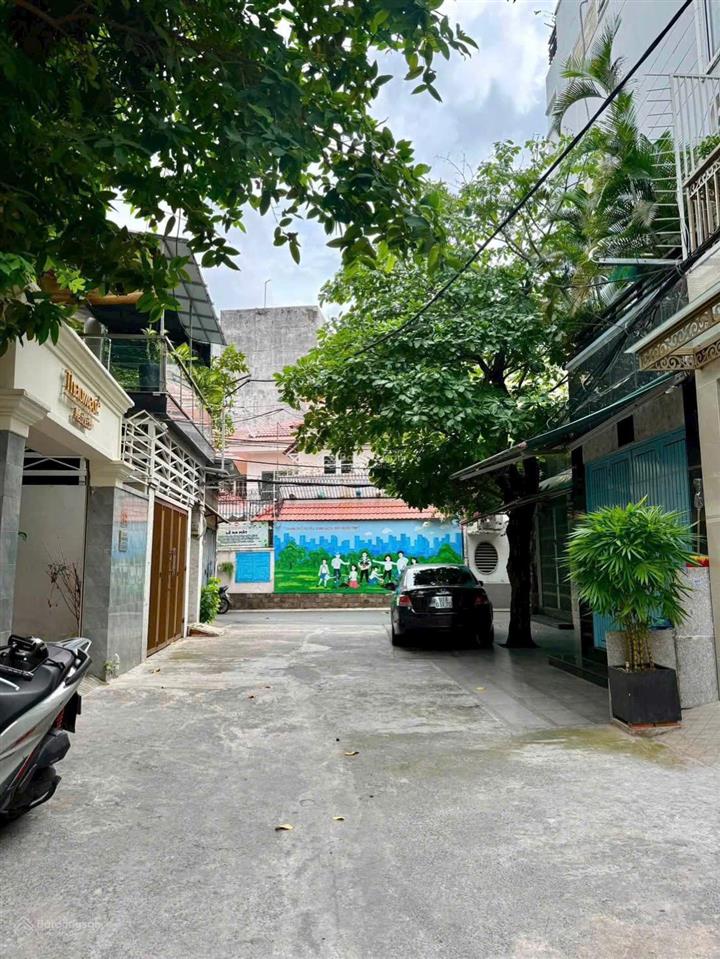 Biệt thự sân vườn, hồ bơi nguyễn văn trỗi, phú nhuận  hiếm dưới 29 tỷ  9.5 x 17m  cn 150m2