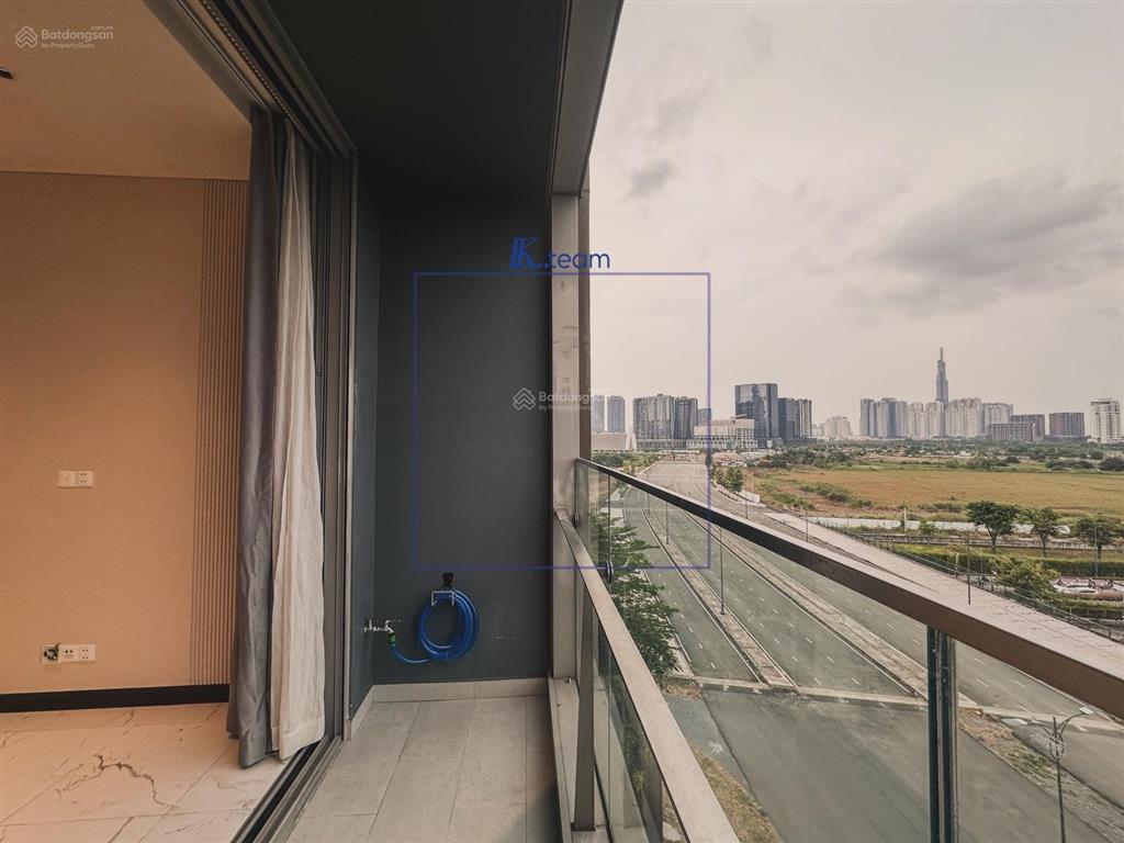 O n l y 1 tại empire city  giá thuê 38tr net  bàn giao full nội thất new 100%