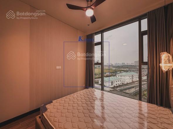O n l y 1 tại empire city  giá thuê 38tr net  bàn giao full nội thất new 100%