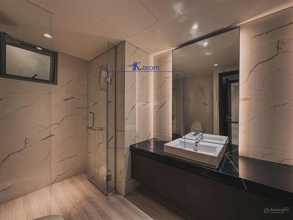 O n l y 1 tại empire city  giá thuê 38tr net  bàn giao full nội thất new 100%