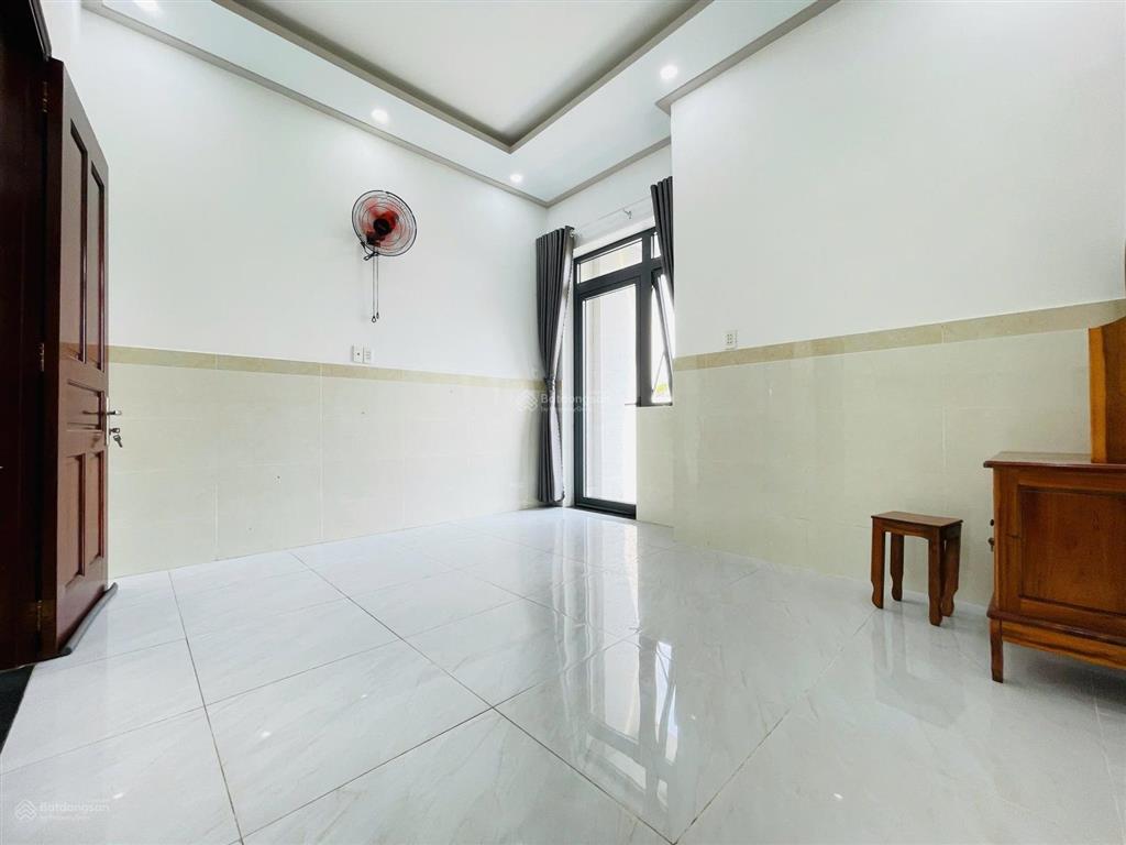 Nhà 1 trệt 1 lầu đường số 4, p. hiệp bình phước, thủ đức