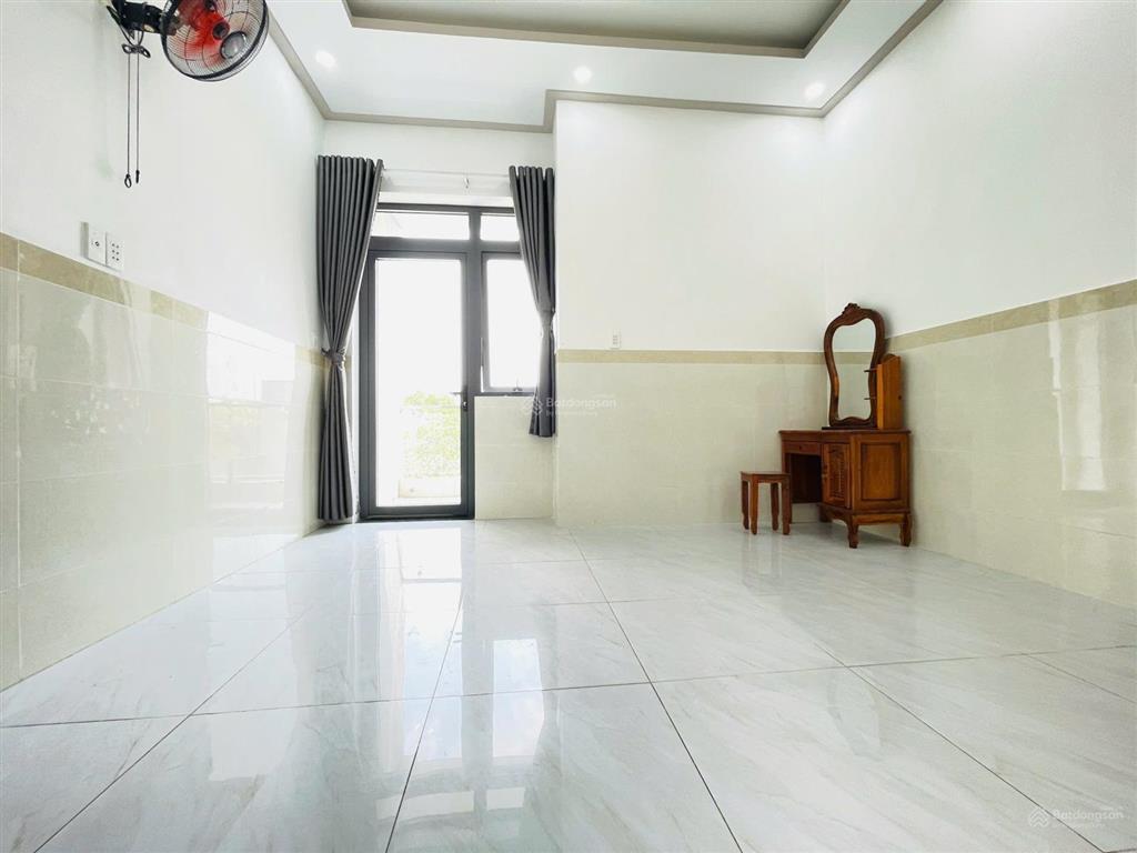Nhà 1 trệt 1 lầu đường số 4, p. hiệp bình phước, thủ đức