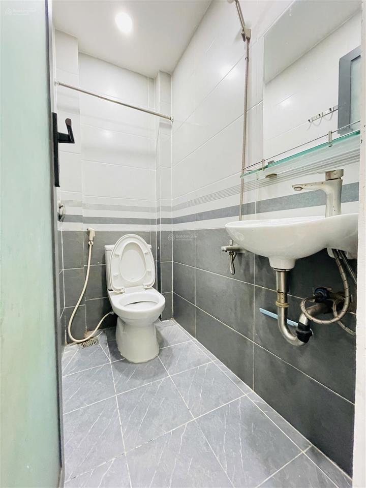 Nhà 1 trệt 1 lầu đường số 4, p. hiệp bình phước, thủ đức